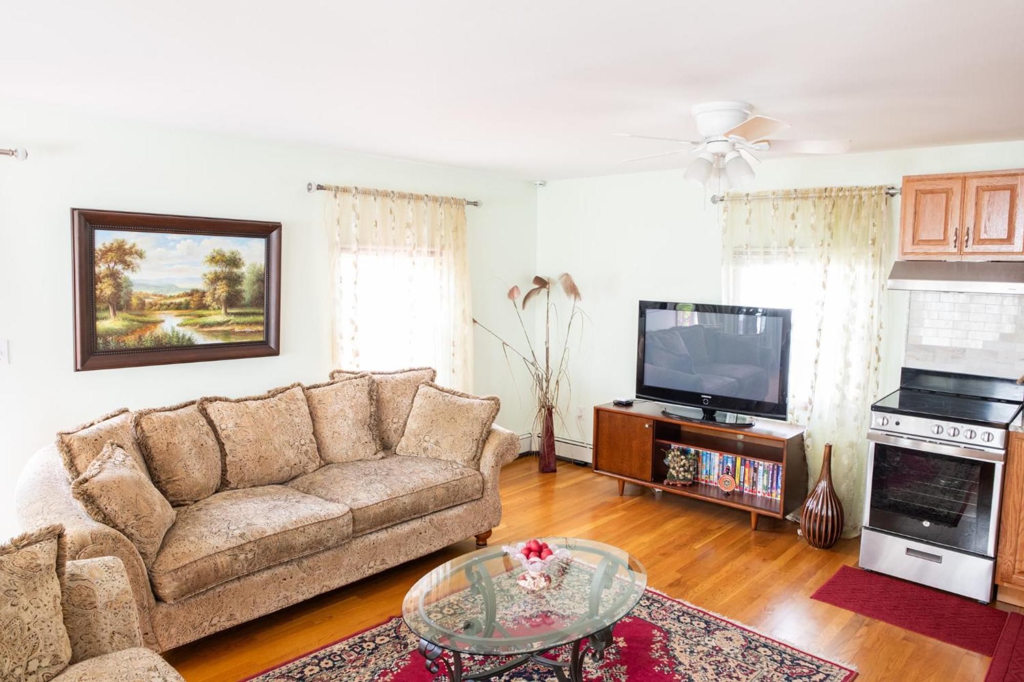 Beautiful Apartment-5 Beds-Full Kitchen-Parking-Super Clean! Бостон Экстерьер фото
